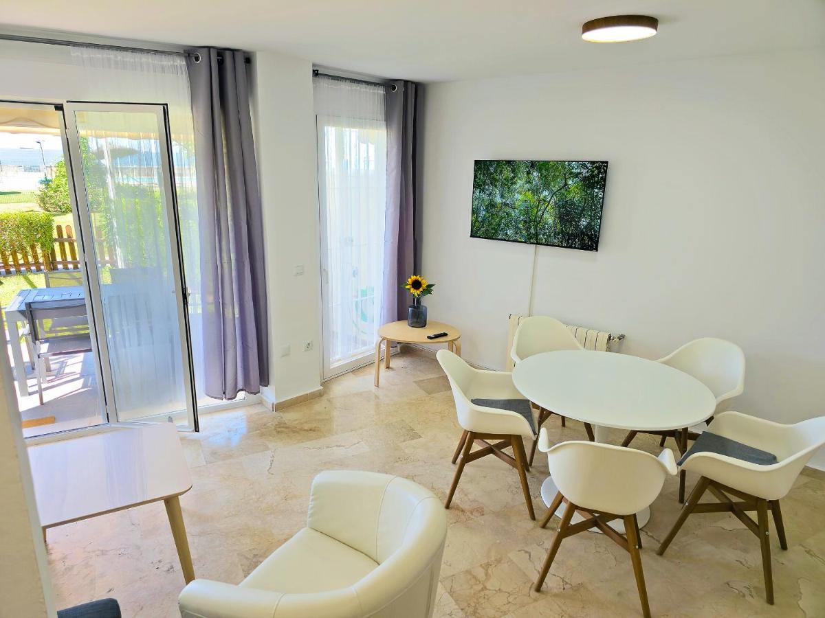 On Beach Deluxe Apartment With Pools And Own Garden El Puerto de Santa María Dış mekan fotoğraf