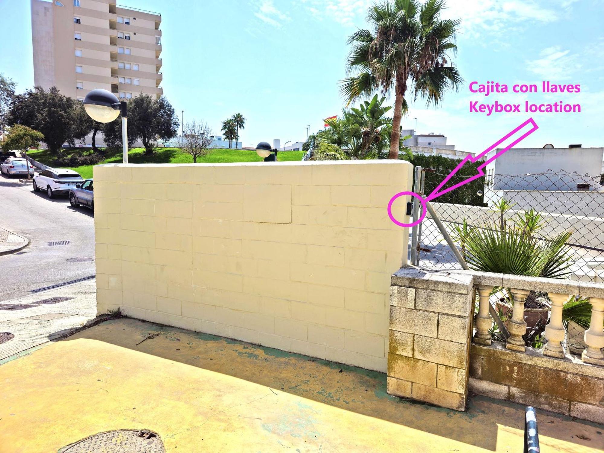 On Beach Deluxe Apartment With Pools And Own Garden El Puerto de Santa María Dış mekan fotoğraf